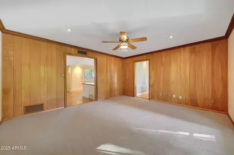 Living - 7138 N 13th Pl, Phoenix, AZ 85020 photo 4 of 4