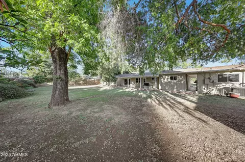 Exterior - 7138 N 13th Pl, Phoenix, AZ 85020 photo 3 of 4