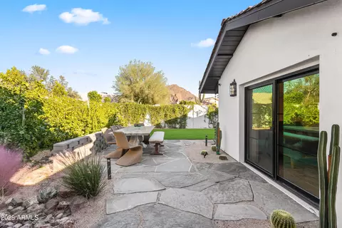 Exterior - 4142 E Stanford Dr, Phoenix, AZ 85018 photo 6 of 11