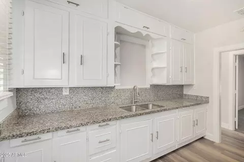 423 E Crescent Ave, Mesa, AZ 85204 photo 5