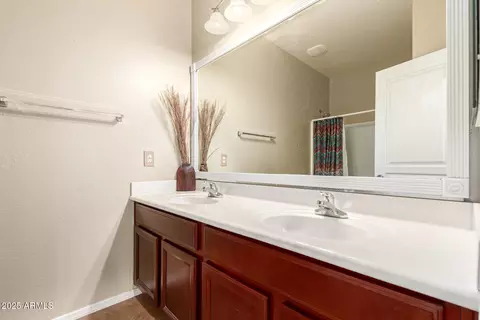 Bath - 11441 E Sonrisa Ave, Mesa, AZ 85212 photo 3 of 4