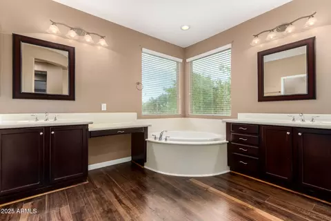 Bath - 10946 E Ramona Ave, Mesa, AZ 85212 photo 3 of 8