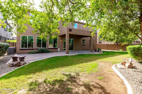 Exterior - 10946 E Ramona Ave, Mesa, AZ 85212 photo 7 of 9