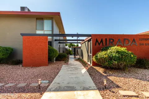 1241 E Medlock Dr #113, Phoenix, AZ 85014