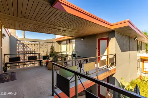 Exterior - 1241 E Medlock Dr #113, Phoenix, AZ 85014 photo 4 of 7