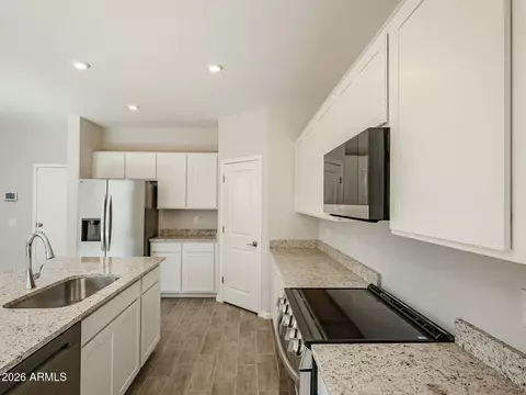 Kitchen - 2623 E Boulder Ave, Apache Junction, AZ 85119 photo 2 of 2