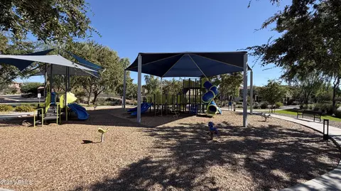 View/Area - 4536 E Walter Way, Phoenix, AZ 85050 photo 1 of 1