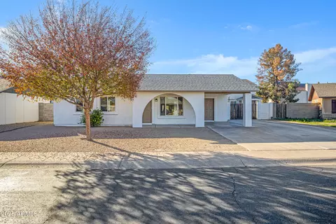 525 W Sundance Way, Chandler, AZ 85225