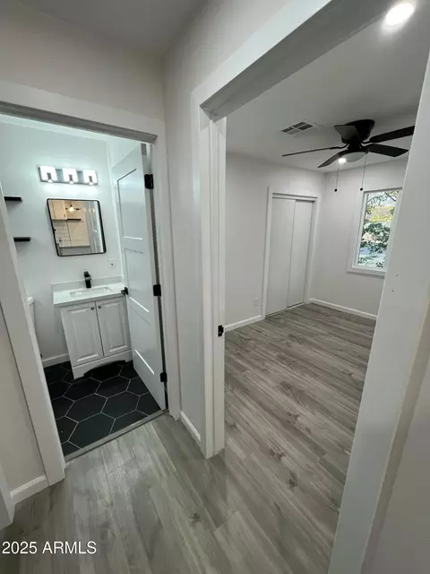 Entry Way - 1447 E Mountain View Rd, Phoenix, AZ 85020 photo 1 of 1