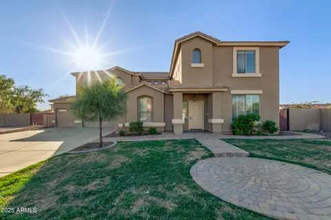 5508 N 83rd Dr, Glendale, AZ 85305