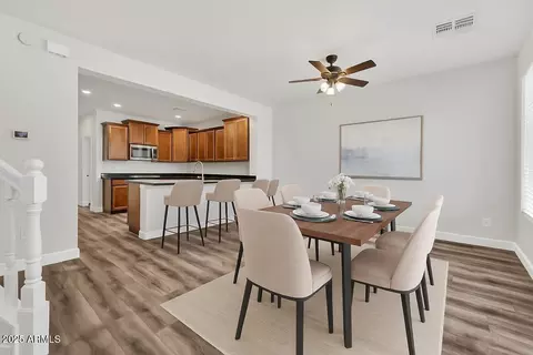 Dining - 3918 E Cat Balue Dr, Phoenix, AZ 85050 photo 2 of 2