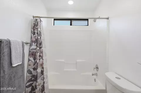 3301 E Hononegh Dr, Phoenix, AZ 85050 photo 33