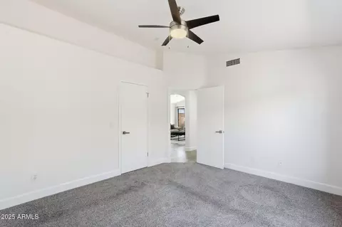 3301 E Hononegh Dr, Phoenix, AZ 85050 photo 25
