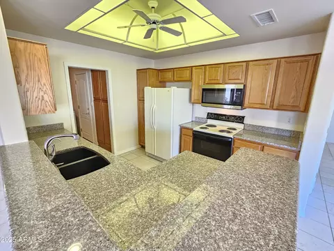 Kitchen - 5830 E Mckellips Rd #139, Mesa, AZ 85215 photo 1 of 5