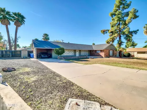 2528 N 48th Pl N, Phoenix, AZ 85008