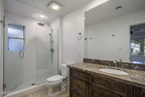 Bath - 5038 Earll Dr, Phoenix, AZ 85018 photo 1 of 2