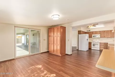 Living - 1717 W 15th Ln, Apache Junction, AZ 85120 photo 5 of 6