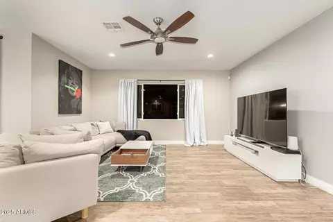 Living - 3444 E Camelback Rd, Phoenix, AZ 85018 photo 3 of 3