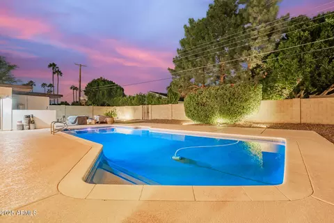 Exterior - 3444 E Camelback Rd, Phoenix, AZ 85018 photo 10 of 10