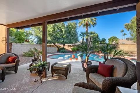 Exterior - 4324 E Ludlow Dr, Phoenix, AZ 85032 photo 5 of 10