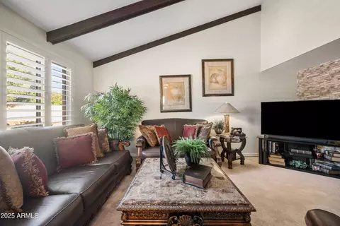 Living - 4324 E Ludlow Dr, Phoenix, AZ 85032 photo 2 of 7