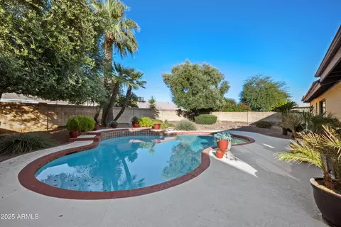 Exterior - 4324 E Ludlow Dr, Phoenix, AZ 85032 photo 6 of 10