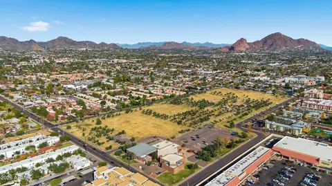 View/Area - 3033 E Devonshire Ave #3028, Phoenix, AZ 85016 photo 1 of 1