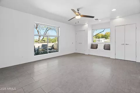 Living - 4339 E Via Estrella Ct, Phoenix, AZ 85028 photo 7 of 7