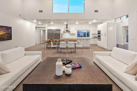 Living - 4339 E Via Estrella Ct, Phoenix, AZ 85028 photo 3 of 7