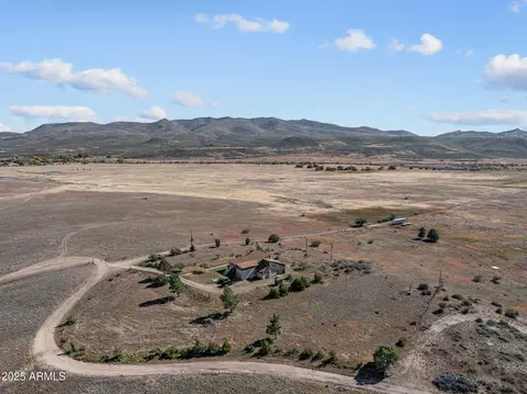 129 Acres Sickles Ranch Radl #0, Peeples Valley, AZ 86332 photo 8