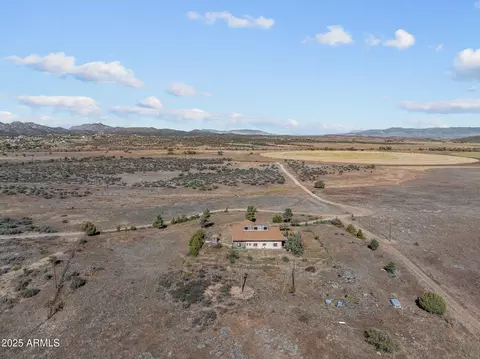 129 Acres Sickles Ranch Radl #0, Peeples Valley, AZ 86332 photo 10