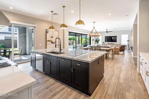 Kitchen - 3925 E Sagebrush St, Gilbert, AZ 85296 photo 3 of 3