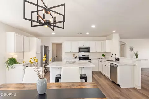 10948 E Dragoon Ave, Mesa, AZ 85208