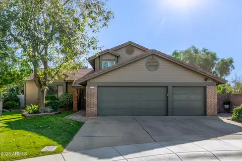 1349 E Lobster Bay Cir, Gilbert, AZ 85234