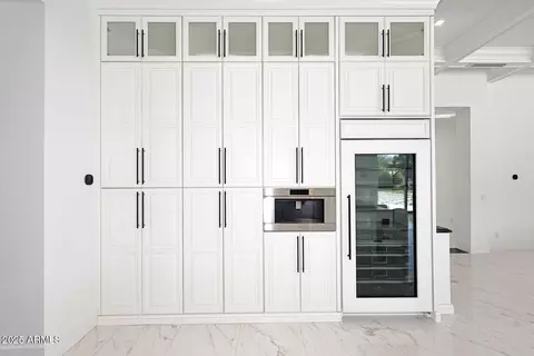 6927 E Doubletree Ranch Rd, Paradise Valley, AZ 85253