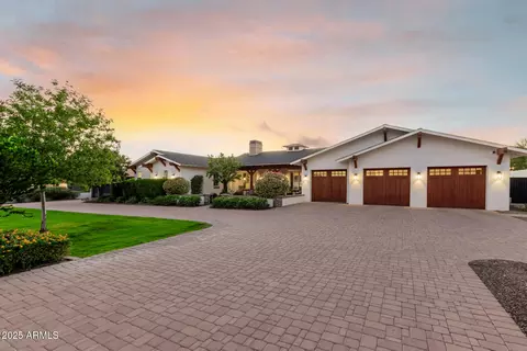 4442 N 59th Pl, Phoenix, AZ 85018