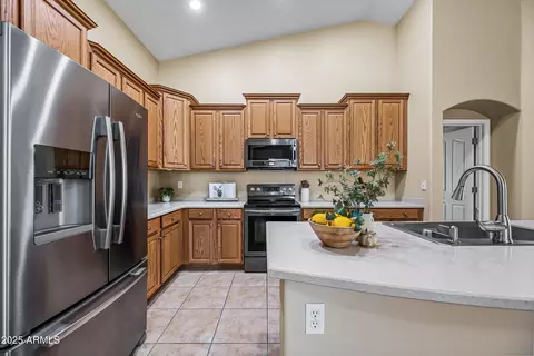 Kitchen - 3471 E Fairview St, Gilbert, AZ 85295 photo 2 of 5