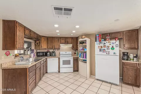 Kitchen - 3504 E Delta Ave, Mesa, AZ 85204 photo 2 of 3