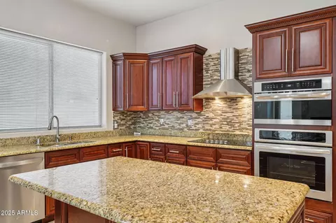 Kitchen - 2515 W Minton St, Phoenix, AZ 85041 photo 2 of 3
