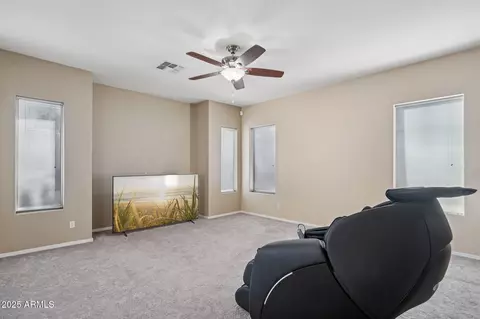Living - 2515 W Minton St, Phoenix, AZ 85041 photo 2 of 3