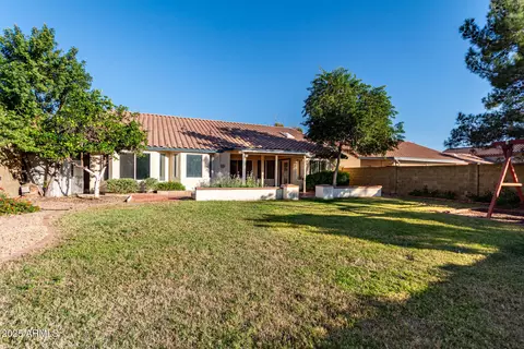 Exterior - 11802 S 46th St, Phoenix, AZ 85044 photo 5 of 7