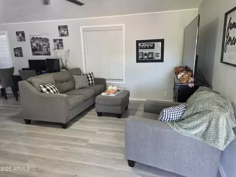 9539 E Arbor Cir, Mesa, AZ 85208 photo 2