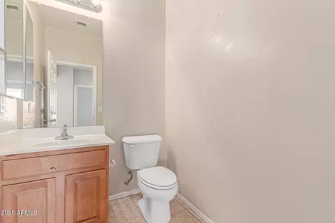 Bath - 7418 S 25th Ln, Phoenix, AZ 85041 photo 1 of 3