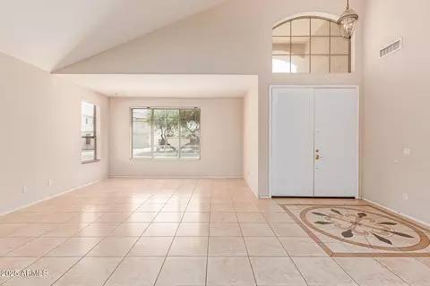 Living - 7418 S 25th Ln, Phoenix, AZ 85041 photo 2 of 8