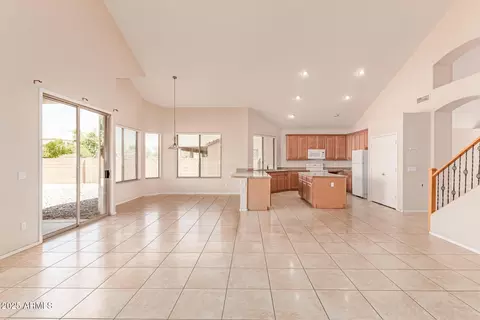 Living - 7418 S 25th Ln, Phoenix, AZ 85041 photo 1 of 8