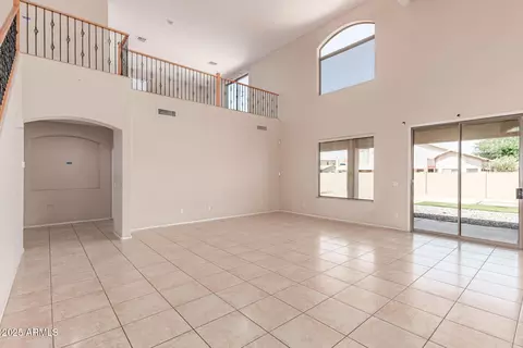 Living - 7418 S 25th Ln, Phoenix, AZ 85041 photo 6 of 8