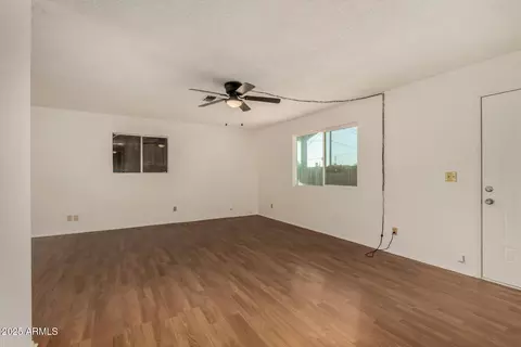Living - 301 S Elmont Dr, Apache Junction, AZ 85120 photo 2 of 4