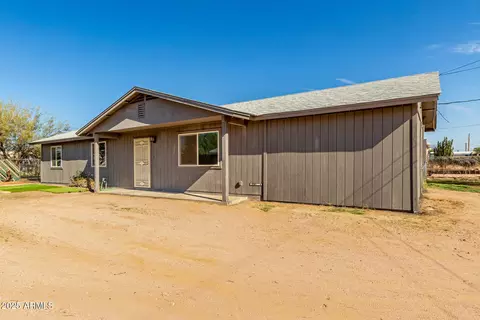 Exterior - 301 S Elmont Dr, Apache Junction, AZ 85120 photo 8 of 8