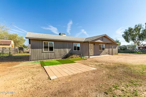 301 S Elmont Dr, Apache Junction, AZ 85120 photo 2
