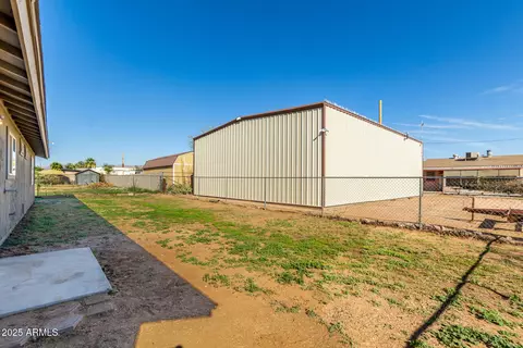 Exterior - 301 S Elmont Dr, Apache Junction, AZ 85120 photo 2 of 8